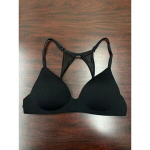 Victoria’s Secret Black T-Shirt Lightly Lined Wireless Bra Size 32A